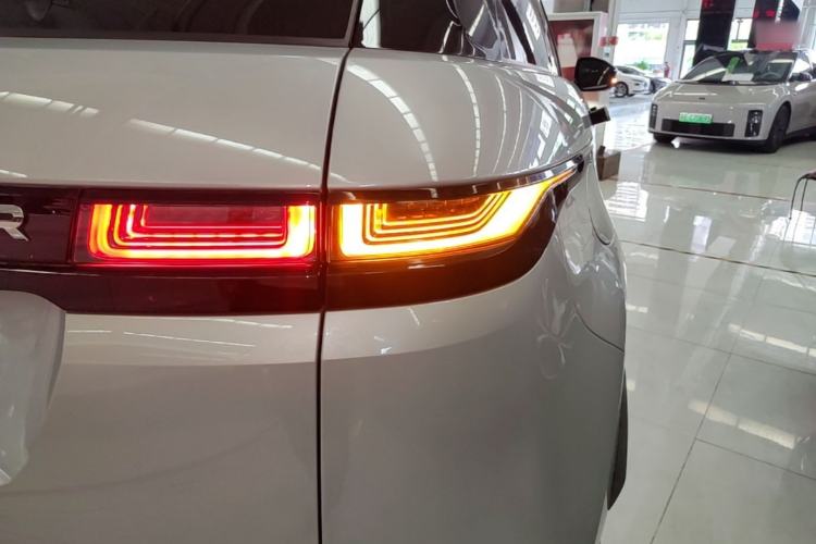 Used Land Rover Range Evoque 2021 Range Rover L 249 PS R-Dynamic SE Luxury Edition Right Rear Taillight