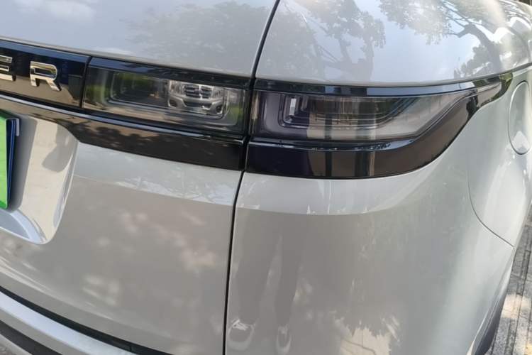 Used Land Rover Range Evoque 2021 Range Rover Velar L 249PS R-Dynamic First Edition Right Rear Taillight