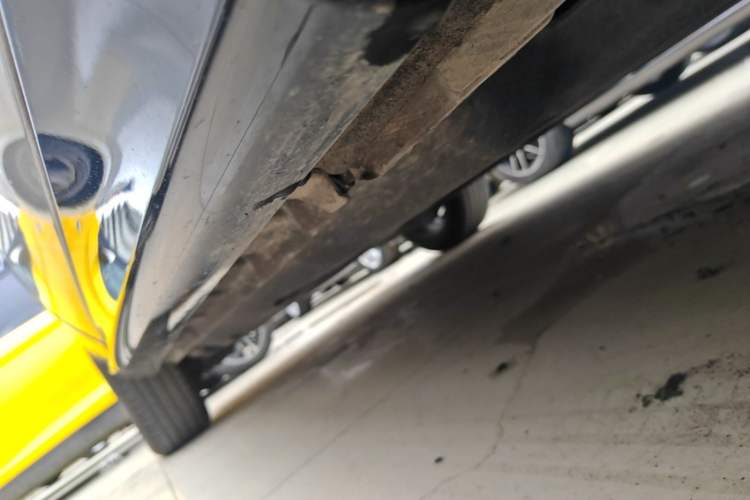 Used Land Rover Range Evoque 2021 Range Rover Velar L 249PS R-Dynamic First Edition Right Side Sill