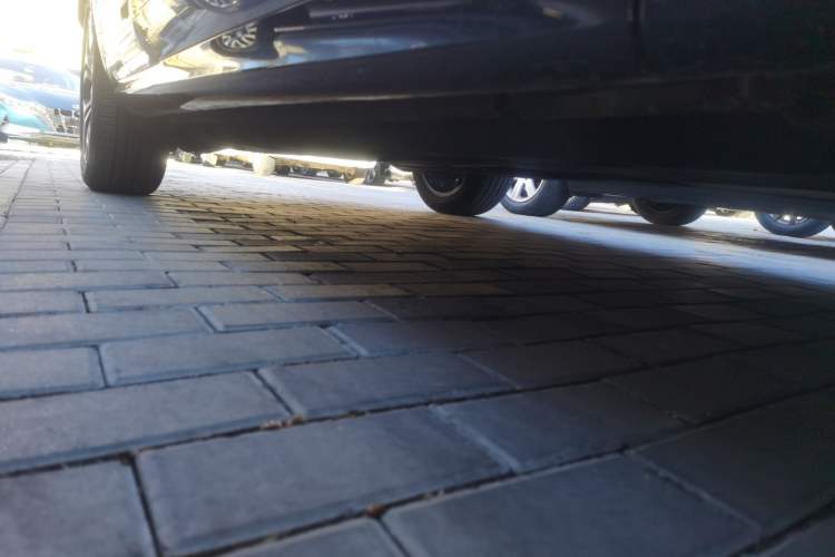 Used Land Rover Range Evoque 2021 Range Rover Velar 249 PS R-Dynamic HSE Luxury Edition Right Side Sill
