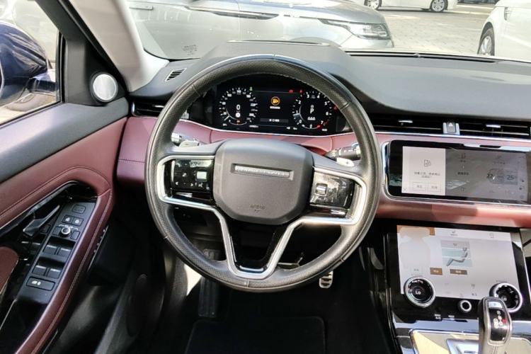 Used Land Rover Range Evoque 2021 Range Rover Velar 249 PS R-Dynamic HSE Luxury Edition Steering Wheel