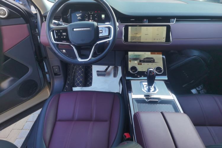 Used Land Rover Range Evoque 2021 Range Rover Velar 249 PS R-Dynamic HSE Luxury Edition Steering Wheel