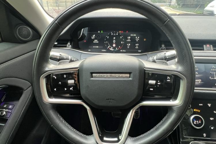 Used Land Rover Range Evoque 2021 Range Rover Evoque 200 PS R-Dynamic Standard Elite Edition Steering Wheel