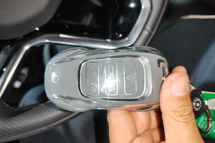 Used Land Rover Range Evoque 2021 Range Rover L 249 PS R-Dynamic SE Luxury Edition Vehicle Key