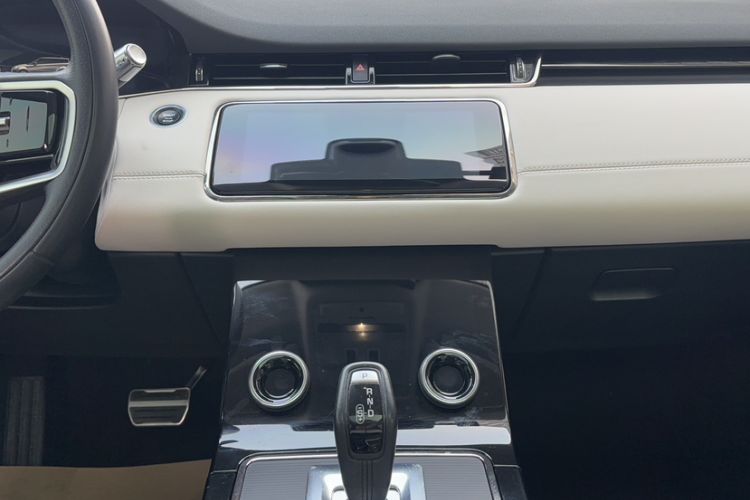 Used Land Rover Range Evoque 2021 Range Rover Velar L 249PS R-Dynamic First Edition Audio And AC Panel