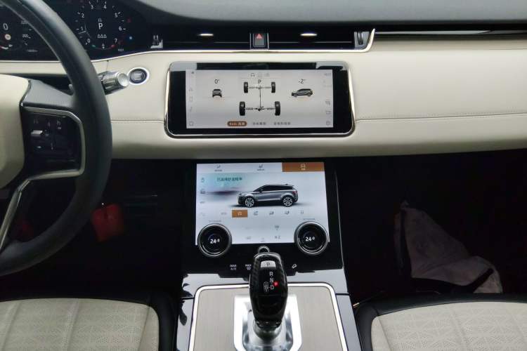 Used Land Rover Range Evoque 2021 Range Rover Velar 249 PS R-Dynamic HSE Luxury Edition Audio And AC Panel