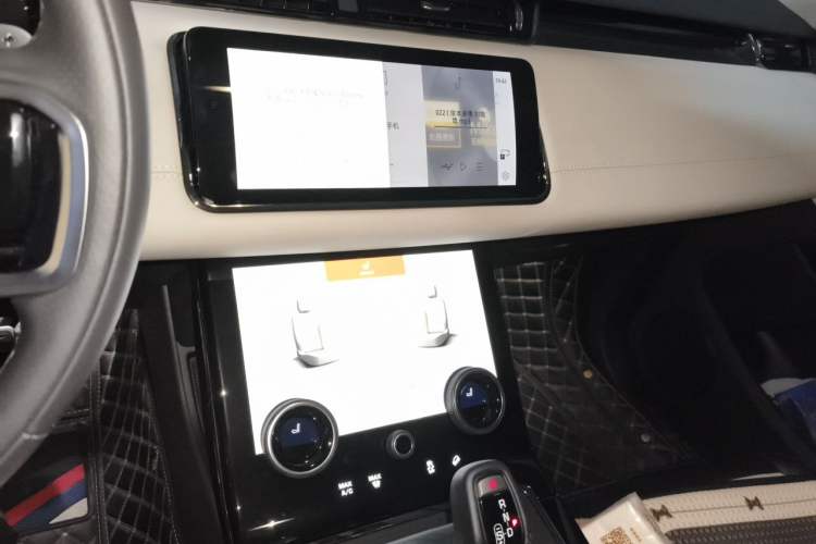 Used Land Rover Range Evoque 2021 Range Rover Velar L 249PS R-Dynamic First Edition Audio And AC Panel