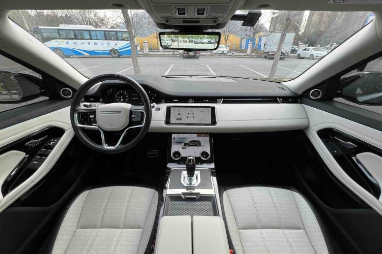 Used Land Rover Range Evoque 2021 Range Rover Velar L 249PS R-Dynamic First Edition Audio And AC Panel