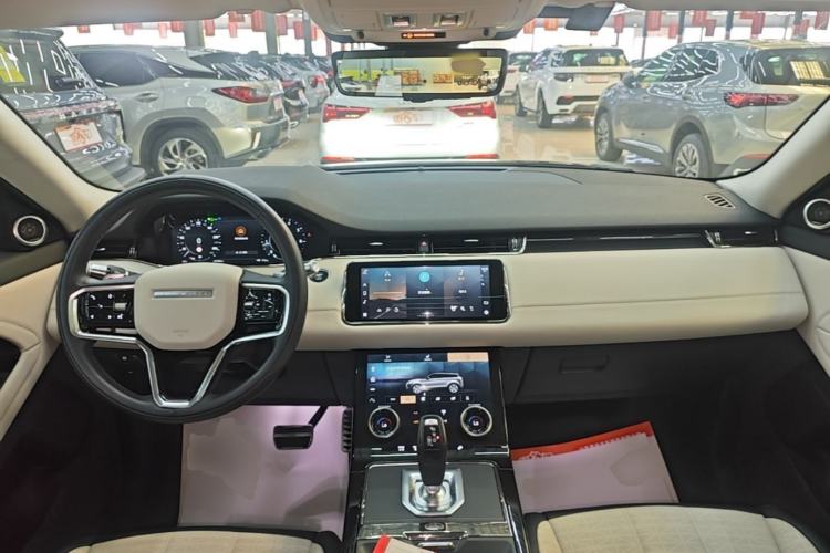 Used Land Rover Range Evoque 2021 Range Rover Velar 249 PS R-Dynamic HSE Luxury Edition Center Console