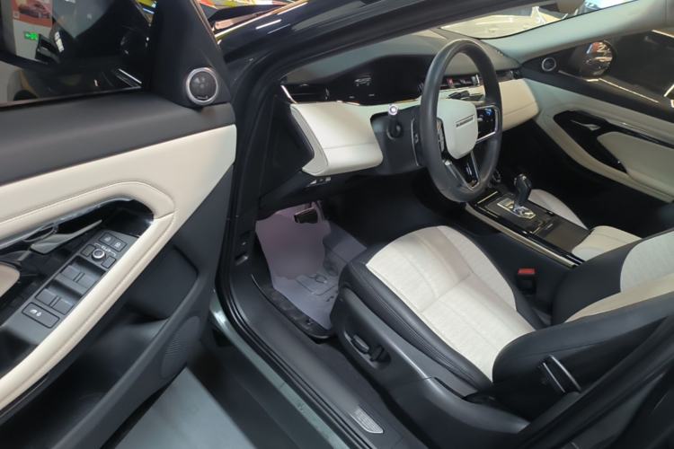 Used Land Rover Range Evoque 2021 Range Rover Velar L 249PS R-Dynamic First Edition Driver Seat