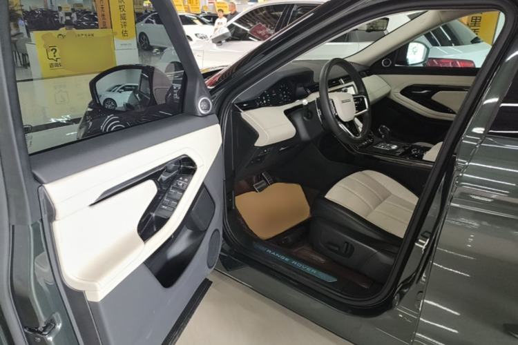 Used Land Rover Range Evoque 2021 Range Rover Velar L 249PS R-Dynamic First Edition Driver Seat