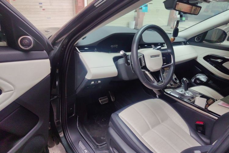 Used Land Rover Range Evoque 2021 Range Rover Velar L 249PS R-Dynamic First Edition Driver Seat