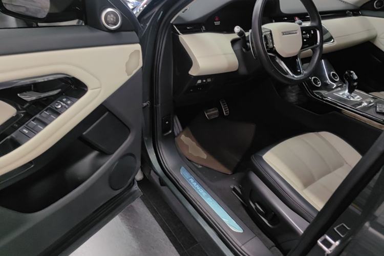 Used Land Rover Range Evoque 2021 Range Rover Velar L 249PS R-Dynamic First Edition Driver Seat