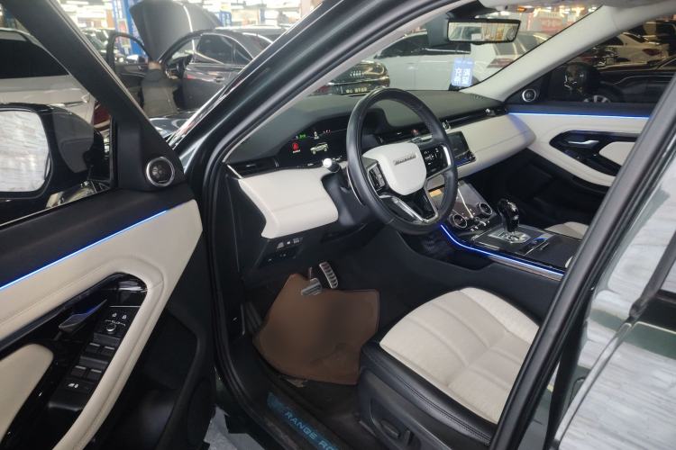 Used Land Rover Range Evoque 2021 Range Rover Velar L 249PS R-Dynamic First Edition Driver Seat