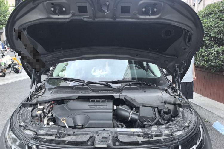 Used Land Rover Range Evoque 2021 Range Rover Velar 249 PS R-Dynamic S Performance Edition Engine Bay