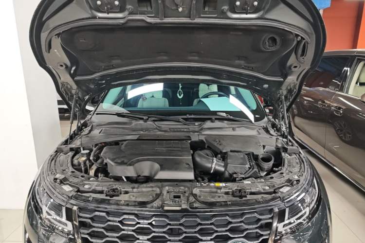 Used Land Rover Range Evoque 2021 Range Rover Velar 249 PS R-Dynamic HSE Luxury Edition Engine Bay