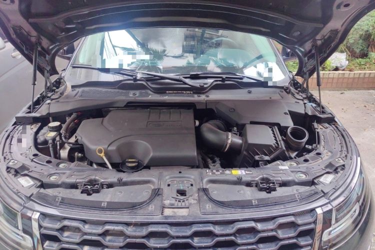 Used Land Rover Range Evoque 2021 Range Rover Velar L 249PS R-Dynamic First Edition Engine Bay