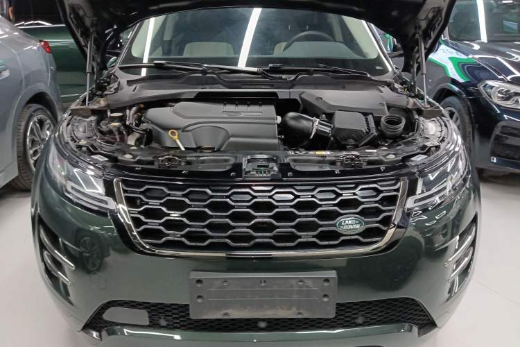 Used Land Rover Range Evoque 2021 Range Rover Velar 249 PS R-Dynamic HSE Luxury Edition Engine Bay