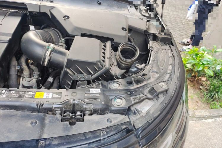 Used Land Rover Range Evoque 2021 Range Rover Velar L 249PS R-Dynamic First Edition Engine Bay Left