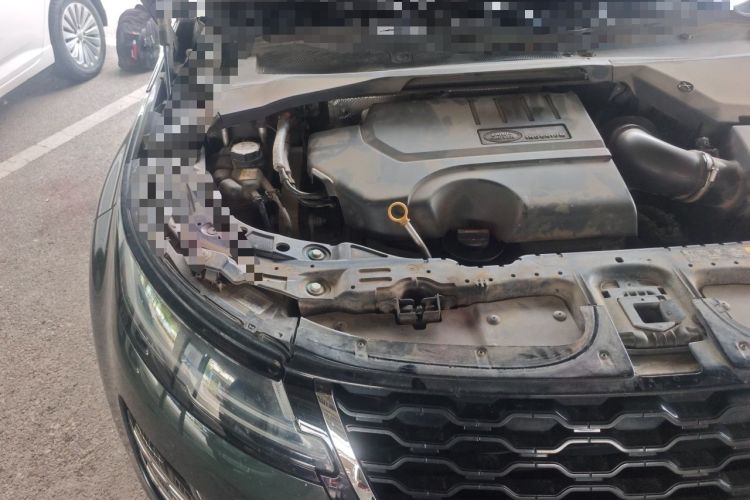 Used Land Rover Range Evoque 2021 Range Rover Velar L 249PS R-Dynamic First Edition Engine Bay Right