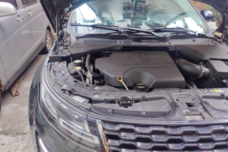 Used Land Rover Range Evoque 2021 Range Rover Velar L 249PS R-Dynamic First Edition Engine Bay Right