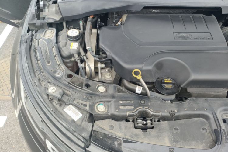 Used Land Rover Range Evoque 2021 Range Rover Velar L 249PS R-Dynamic First Edition Engine Bay Right