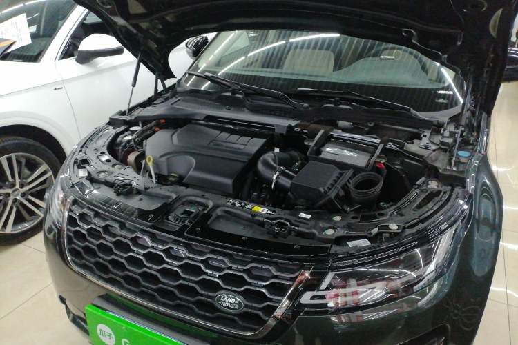 Used Land Rover Range Evoque 2021 Range Rover Velar L 249PS R-Dynamic First Edition Engine Bay