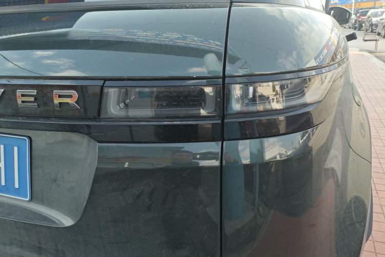 Used Land Rover Range Evoque 2021 Range Rover Velar L 249PS R-Dynamic First Edition Exterior 1