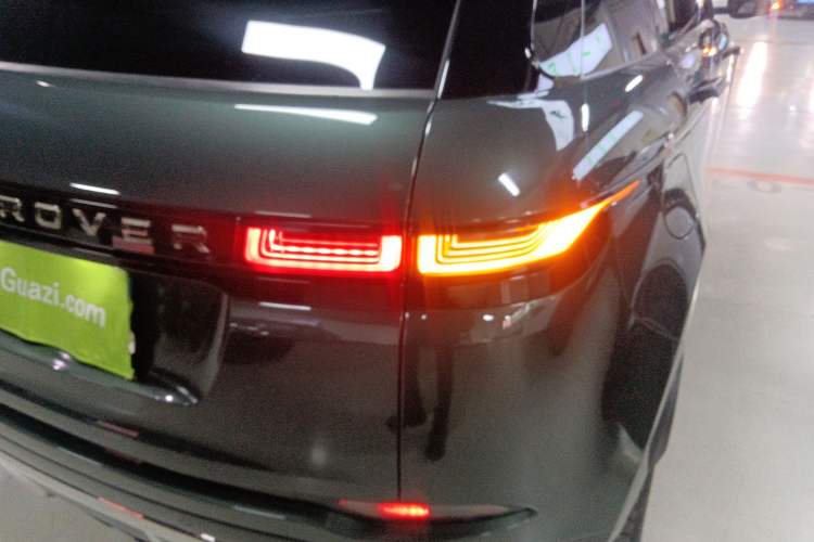 Used Land Rover Range Evoque 2021 Range Rover Velar L 249PS R-Dynamic First Edition Exterior 3