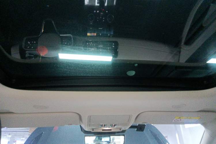 Used Land Rover Range Evoque 2021 Range Rover Velar L 249PS R-Dynamic First Edition Headliner