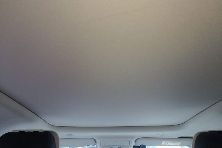 Used Land Rover Range Evoque 2021 Range Rover Velar L 249PS R-Dynamic First Edition Headliner