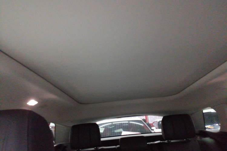 Used Land Rover Range Evoque 2021 Range Rover Velar L 249PS R-Dynamic First Edition Headliner