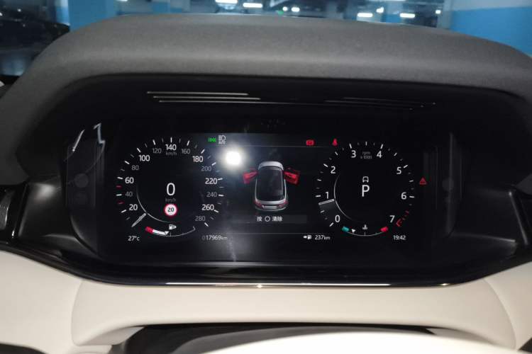 Used Land Rover Range Evoque 2021 Range Rover Velar L 249PS R-Dynamic First Edition Instrument Cluster