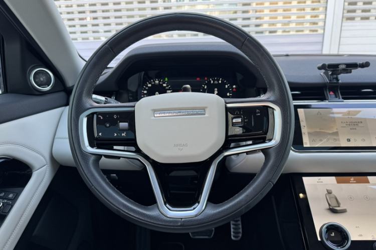 Used Land Rover Range Evoque 2021 Range Rover Velar L 249PS R-Dynamic First Edition Interior 2