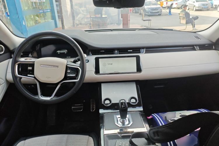 Used Land Rover Range Evoque 2021 Range Rover Velar L 249PS R-Dynamic First Edition Interior 2