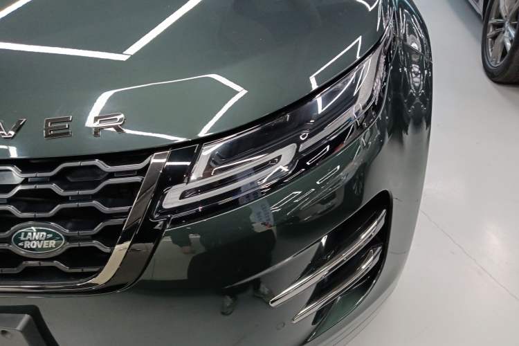 Used Land Rover Range Evoque 2021 Range Rover Velar 249 PS R-Dynamic HSE Luxury Edition Left Front Headlight