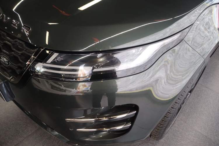 Used Land Rover Range Evoque 2021 Range Rover Velar L 249PS R-Dynamic First Edition Left Front Headlight