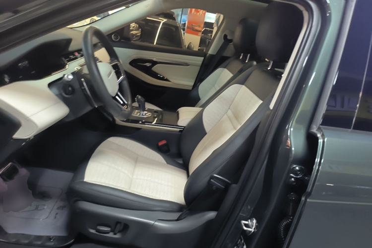 Used Land Rover Range Evoque 2021 Range Rover Velar L 249PS R-Dynamic First Edition Left Front Seat