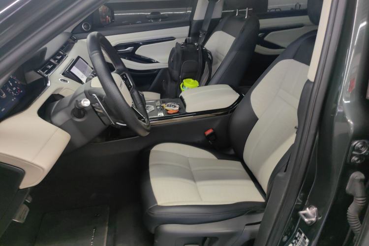 Used Land Rover Range Evoque 2021 Range Rover Velar L 249PS R-Dynamic First Edition Left Front Seat