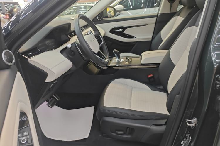 Used Land Rover Range Evoque 2021 Range Rover Velar 249 PS R-Dynamic HSE Luxury Edition Left Front Seat