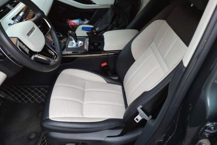 Used Land Rover Range Evoque 2021 Range Rover Velar L 249PS R-Dynamic First Edition Left Front Seat