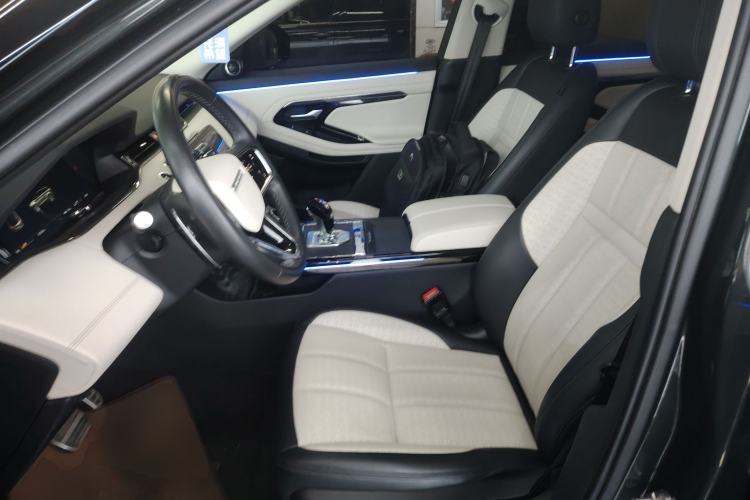 Used Land Rover Range Evoque 2021 Range Rover Velar L 249PS R-Dynamic First Edition Left Front Seat