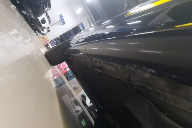 Used Land Rover Range Evoque 2021 Range Rover Velar L 249PS R-Dynamic First Edition Left Side Sill