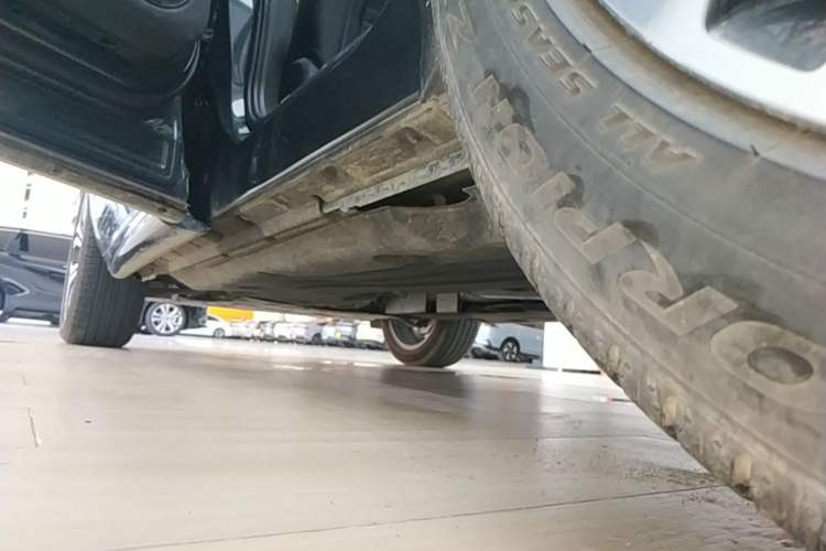 Used Land Rover Range Evoque 2021 Range Rover Velar L 249PS R-Dynamic First Edition Left Side Sill
