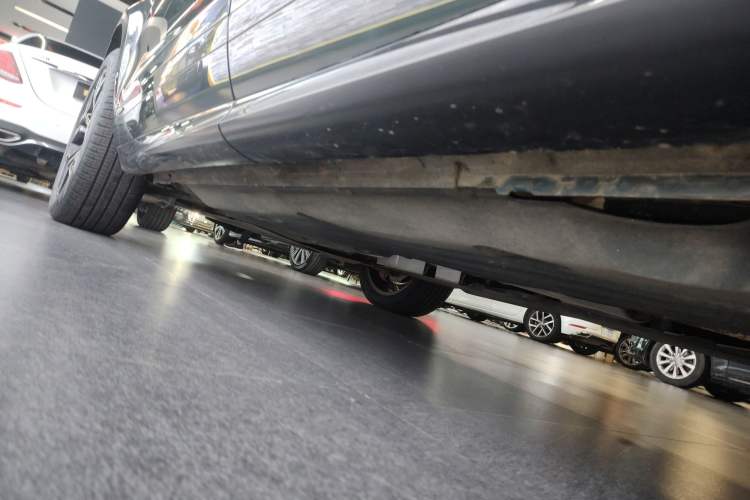 Used Land Rover Range Evoque 2021 Range Rover Velar L 249PS R-Dynamic First Edition Left Side Sill