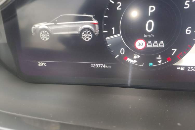 Used Land Rover Range Evoque 2021 Range Rover Velar L 249PS R-Dynamic First Edition Odometer Close Up