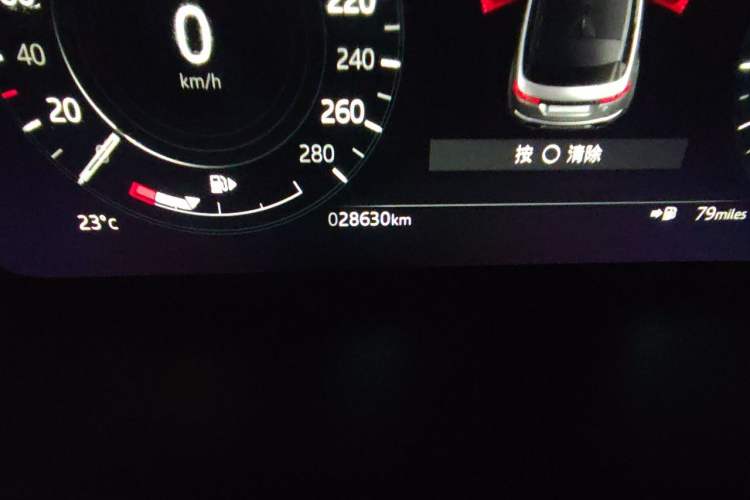 Used Land Rover Range Evoque 2021 Range Rover Velar L 249PS R-Dynamic First Edition Odometer Close Up