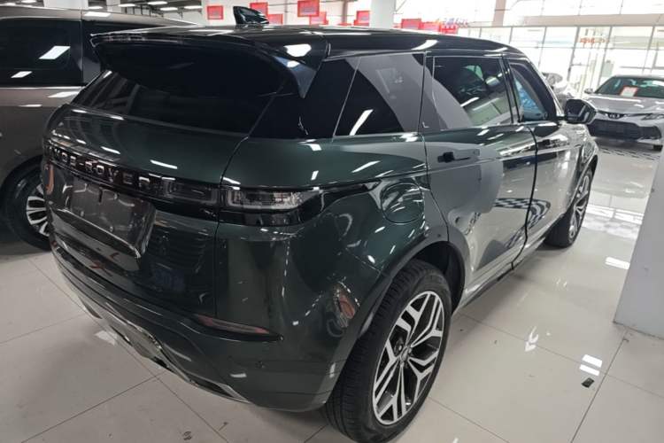 Used Land Rover Range Evoque 2021 Range Rover Velar 249 PS R-Dynamic HSE Luxury Edition Rear Right 45 Deg
