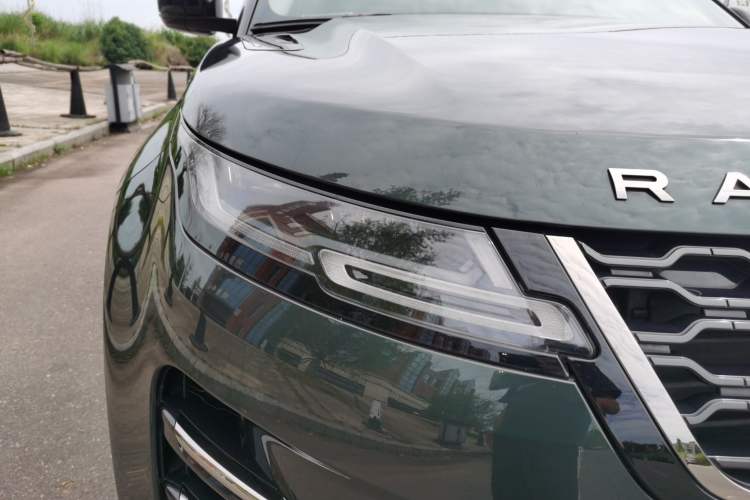 Used Land Rover Range Evoque 2021 Range Rover Velar L 249PS R-Dynamic First Edition Right Front Headlight
