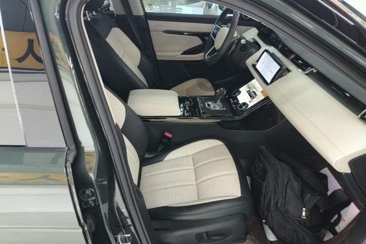 Used Land Rover Range Evoque 2021 Range Rover Velar L 249PS R-Dynamic First Edition Right Front Seat